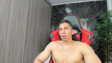 Adan Sin online show from February 13, 8:47 pm