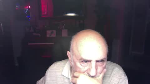 add_me_2 online show from December 16, 5:36 am