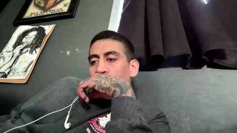 addictedtobustnloads1 online show from March 12, 4:04 pm