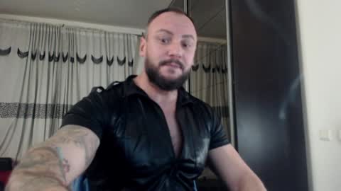 adonis_dionysos online show from December 4, 1:53 pm