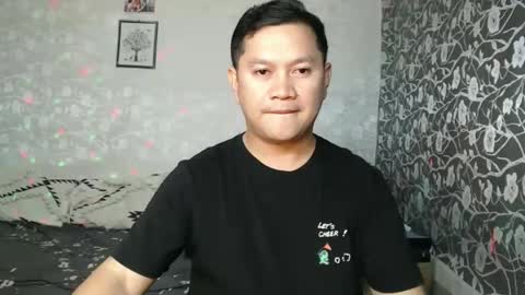 adorableasianboy online show from April 14, 10:26 am