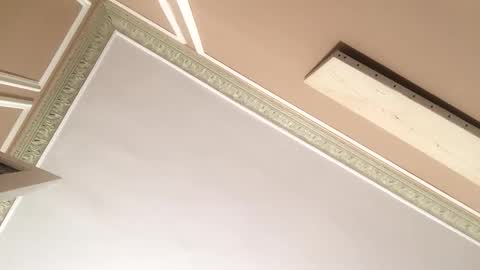 adrienfromparis online show from June 2, 9:21 am