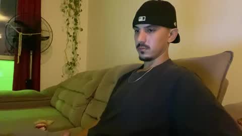 Luci online show from April 20, 1:52 am