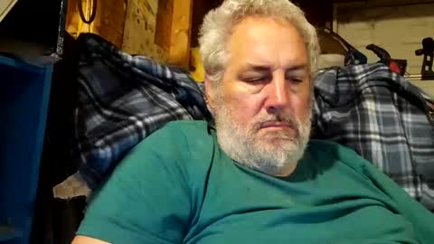 AFGuy71 online show from May 25, 7:03 am