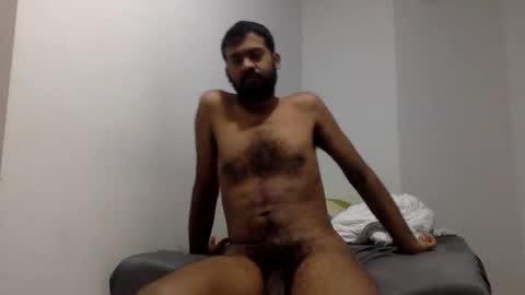 aggaggs online show from March 28, 2:56 am