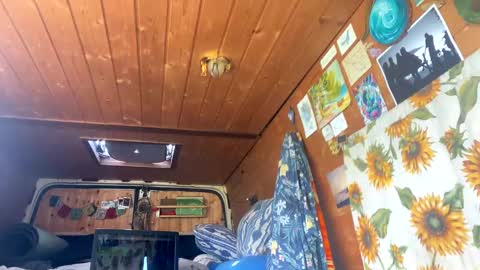 Juan online show from March 11, 10:29 am