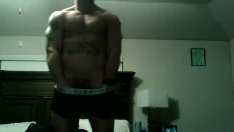 Snapshot of ahern1985 chatting on December 22, 12:50 am ahern1985 online show from December 22, 12:50 am