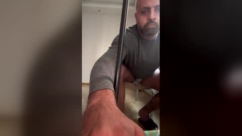 ahmednader2308 online show from April 26, 3:48 am