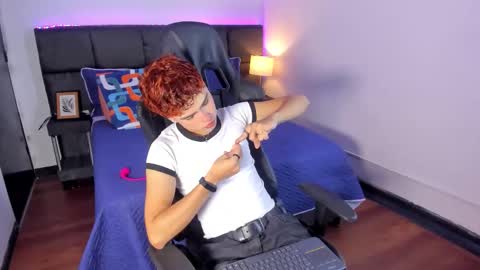 Aiden  online show from December 5, 1:29 pm