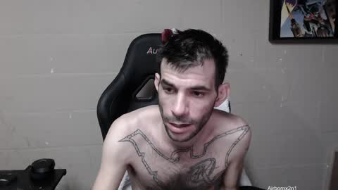 Leo  Airborn  Sir  Daddy online show from January 7, 9:54 am