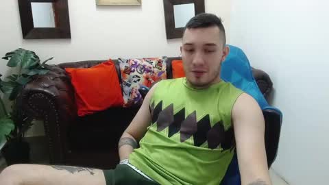 Snapshot of airon_blade chatting on February 1, 11:06 pm A I R O N online show from February 1, 11:06 pm
