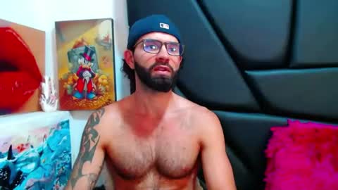 akiles online show from July 28, 11:36 pm