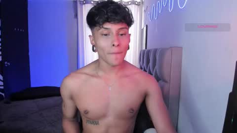 Ander uwu online show from December 1, 6:22 pm