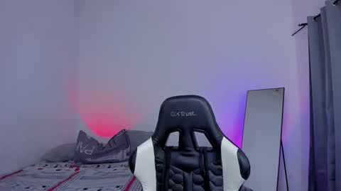 alan18n online show from February 28, 12:31 am