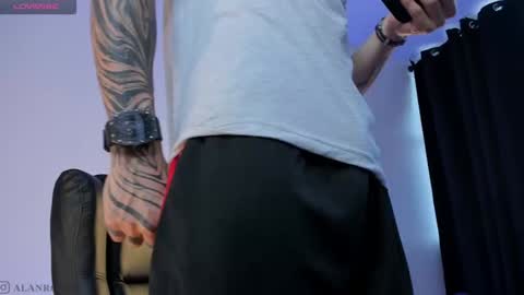 Alan online show from January 8, 9:12 pm