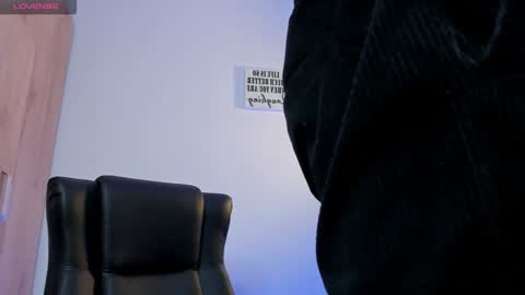 Alan online show from December 3, 10:07 pm