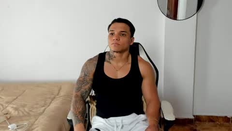alan_vitori online show from July 3, 3:23 am