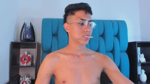 alannaughty_ online show from December 27, 8:39 pm