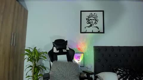 alannaughty_ online show from November 22, 10:42 pm