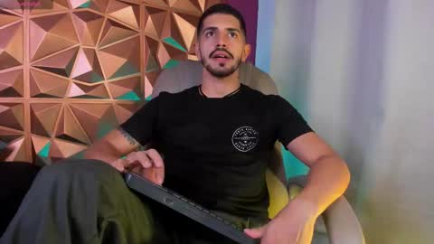 Alejo  online show from February 15, 4:07 am