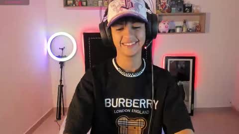 alejo online show from November 13, 5:01 am