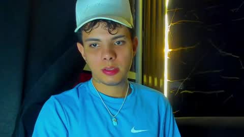 Alessandro online show from April 19, 3:50 am