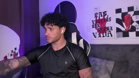 Alessandro Vanni online show from March 10, 2:50 am