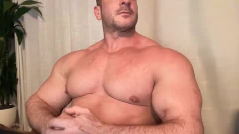 Alessandrobuilder online show from October 29, 8:34 pm