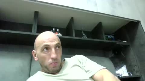 alex120475 online show from February 19, 9:55 pm