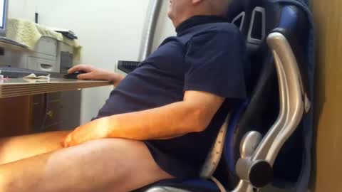 alex47100 online show from February 24, 11:21 am