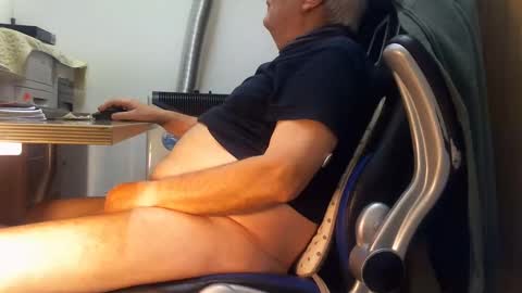 alex47100 online show from December 12, 9:51 am