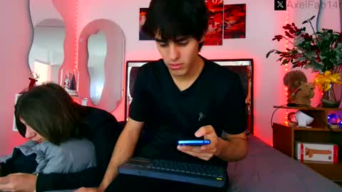 sneider online show from December 18, 6:57 pm