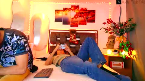 sneider online show from December 11, 6:37 pm