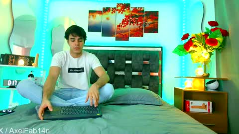 sneider online show from March 8, 6:35 pm