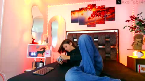 sneider online show from December 16, 6:38 pm