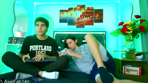 sneider online show from February 19, 7:05 pm