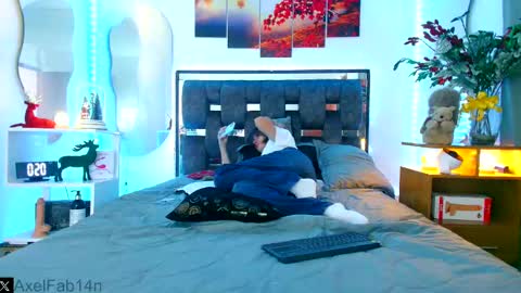 sneider online show from December 22, 6:37 pm