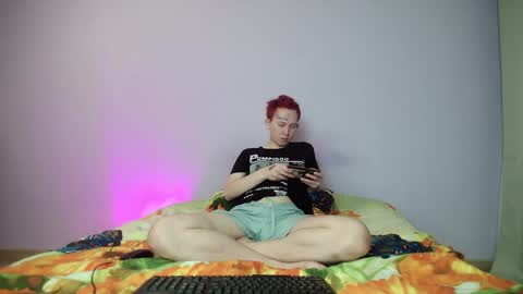 Snapshot of alex_foxy_man chatting on December 3, 7:00 pm Alex online show from December 3, 7:00 pm