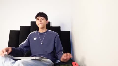 Snapshot of alex_mark_ chatting on October 20, 1:48 pm alex_mark_ online show from October 20, 1:48 pm