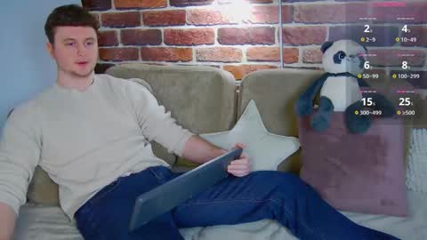 Alex online show from February 9, 7:57 am