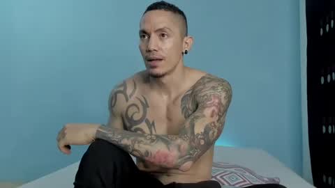 alex_sthorm online show from January 18, 2:51 am