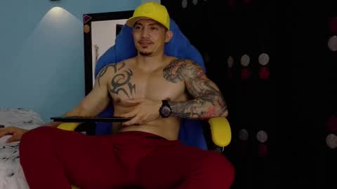 alex_sthorm online show from February 26, 4:03 am