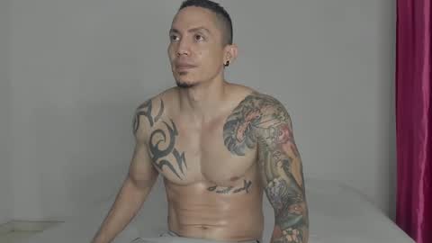 alex_sthorm online show from January 10, 2:14 am