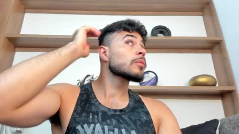alex_wolf05 online show from April 2, 6:05 pm