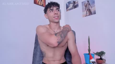 x   online show from November 29, 8:55 pm