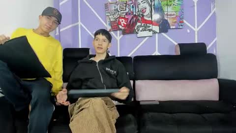 chicos hot online show from March 9, 1:27 pm