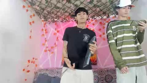 chicos hot online show from December 14, 4:14 pm