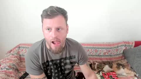 Snapshot of alexboy2022 chatting on January 15, 1:20 pm onlyfans..alexyno2022 online show from January 15, 1:20 pm
