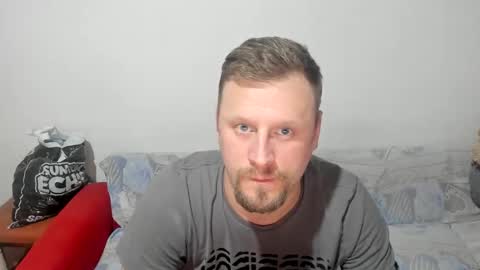 Snapshot of alexboy2022 chatting on March 1, 6:43 pm onlyfans..alexyno2022 online show from March 1, 6:43 pm