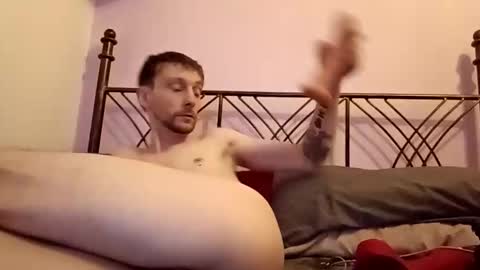 alexevans1995 online show from June 1, 11:43 am